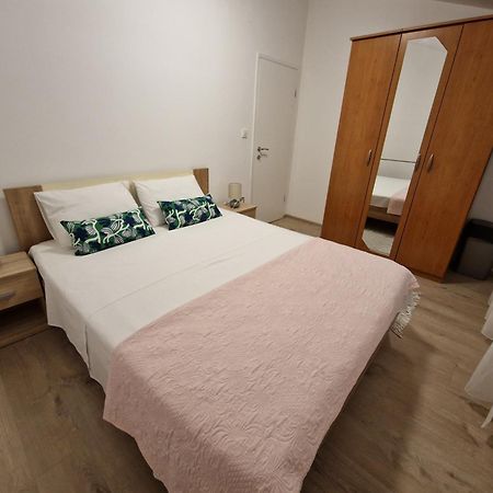 Apartment Hramina Муртер Екстер'єр фото